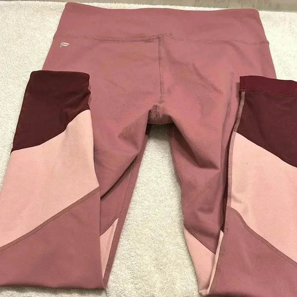 21. Fabletics Women Pink Color Block Leggings Legging Mesh Bottom Size Small - Picture 6 of 6